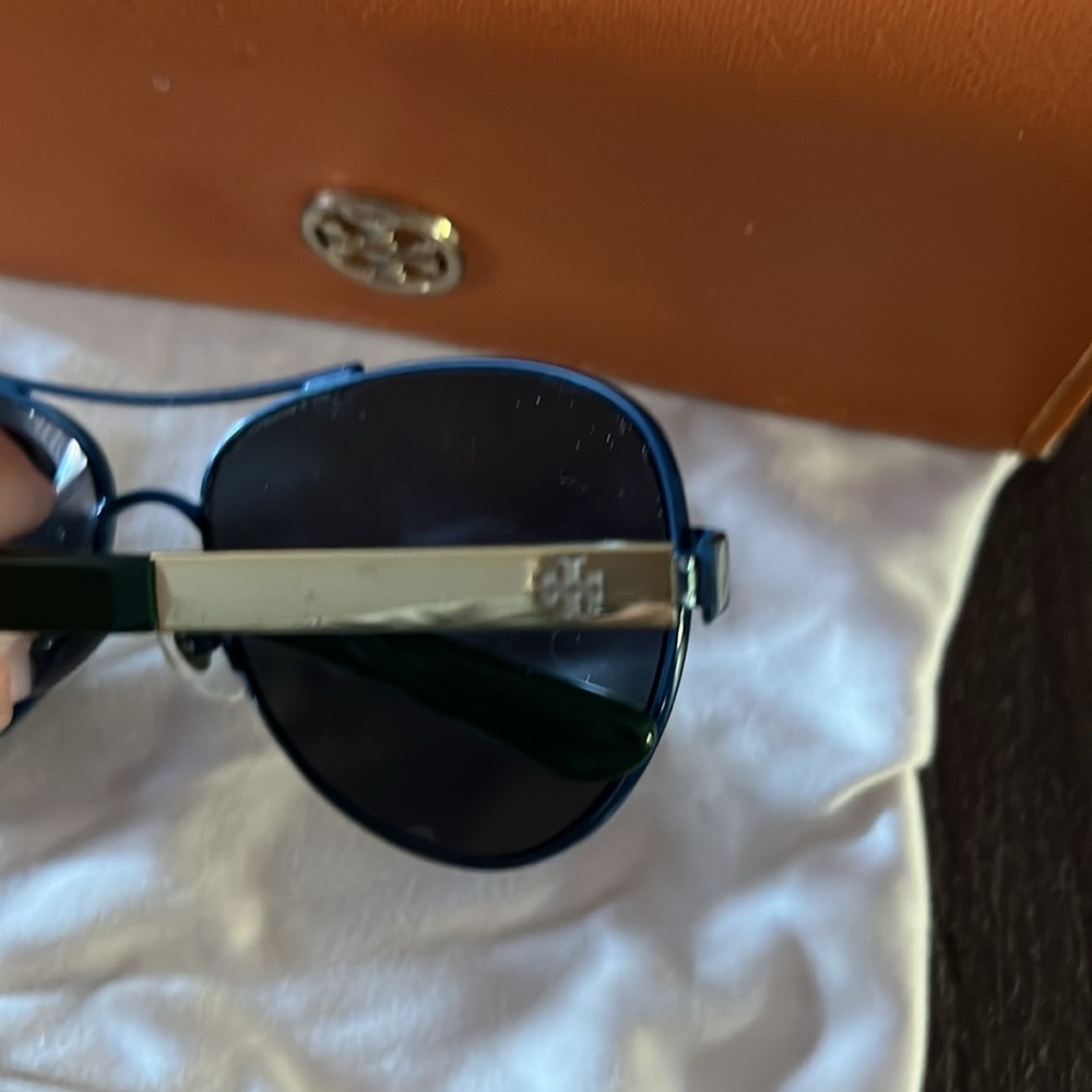 Aviator sunglasses - Picture 4 of 4